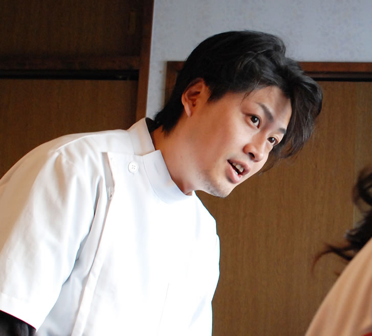 院長 富樫由記臣